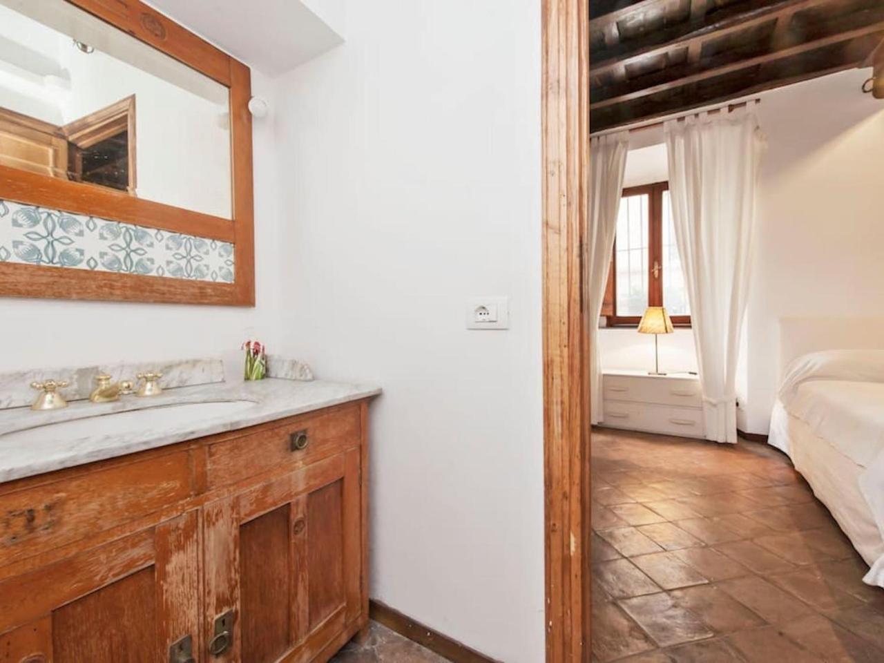 Casa Flaminia Al Colosseo Appartamento *